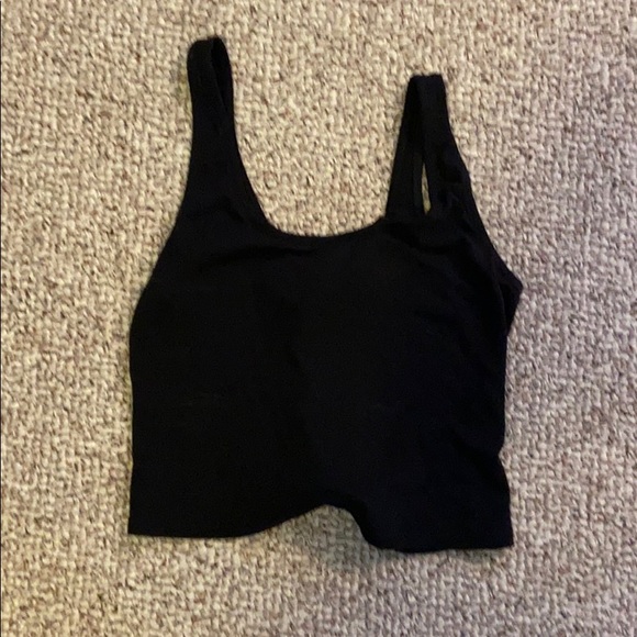 Black cropped tank top - Picture 1 of 2